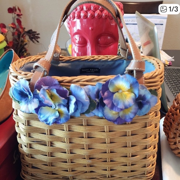 kate spade Handbags - Kate Spade Straw handbag